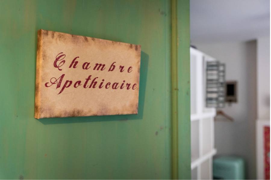 A la découverte de la chambre d'hôte Apothicaire Chez Mon Jules à Vesc en Drôme Provençale