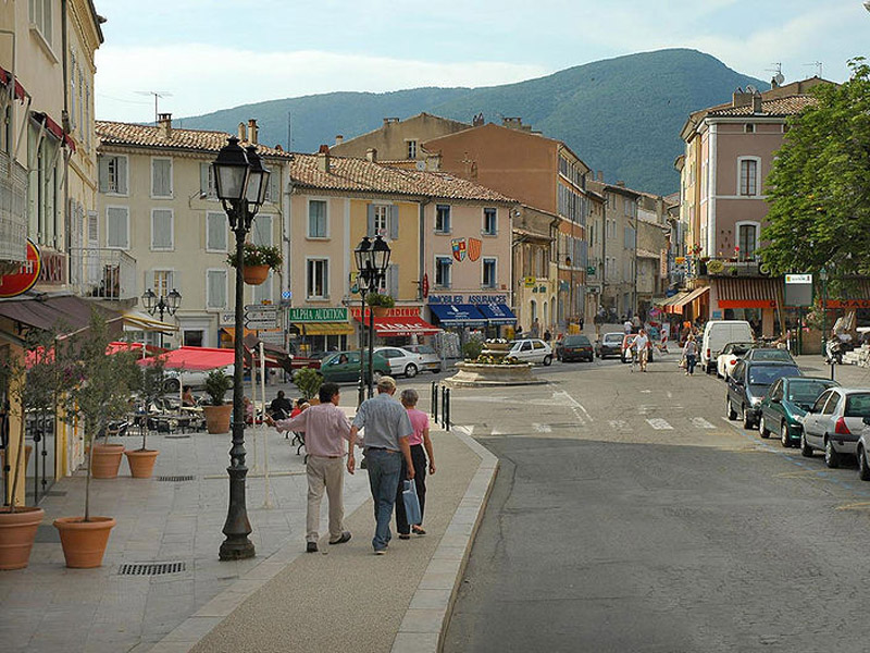 Dieulefit, magnifique village en Drôme provençale